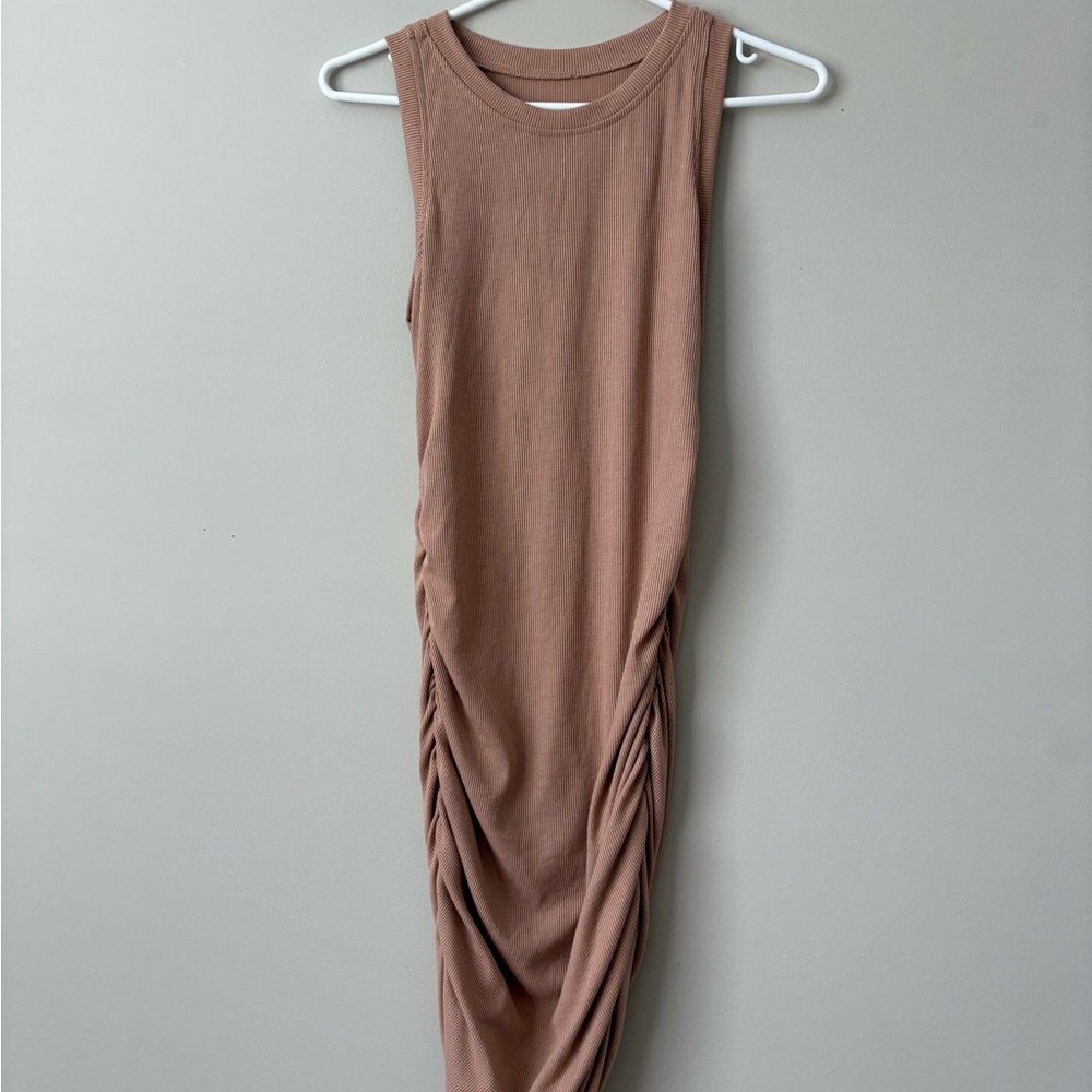 Elegant Sleeveless Brown Dress